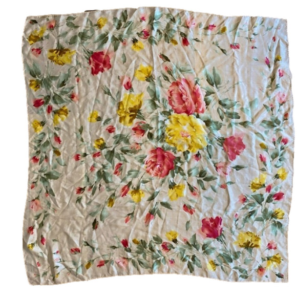 VINTAGE Scarf Rose Print 33” square Cream Yellow Red Roses Floral - Picture 1 of 4